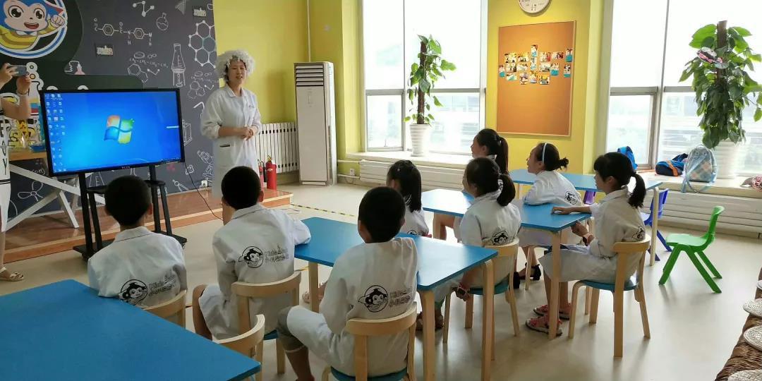 讓科學的火花點燃夢想的未來，小小科學家在行動|青島八大峽小學