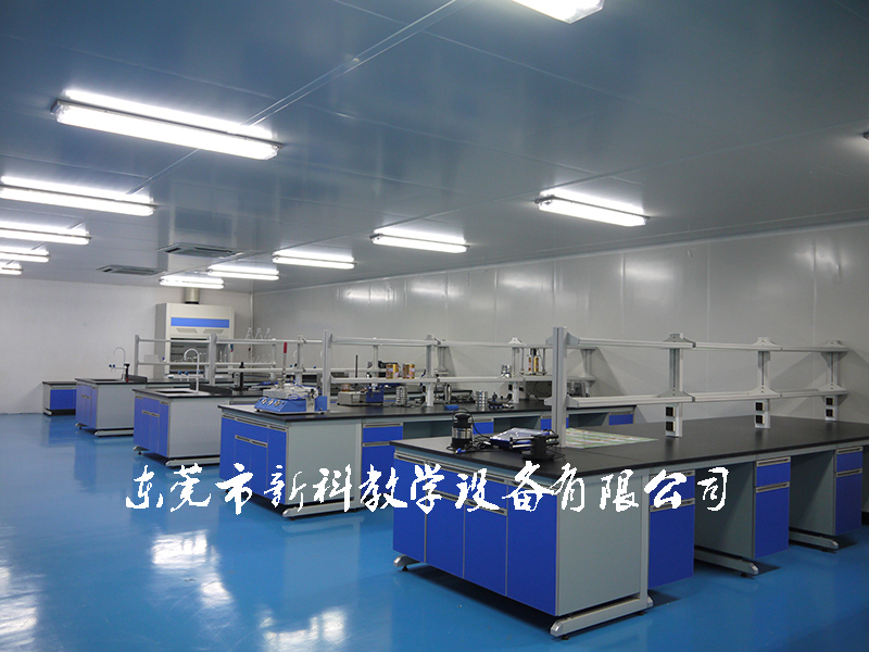 <a href='http://www.dgshyi.cn/products/63-1.html' target='1' style='font-size:18px; font-weight:bold; color:#000000;'>中央實驗臺</a>案例